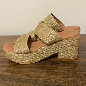 Beach by Matisse Chunky Espadrille Heels size 9